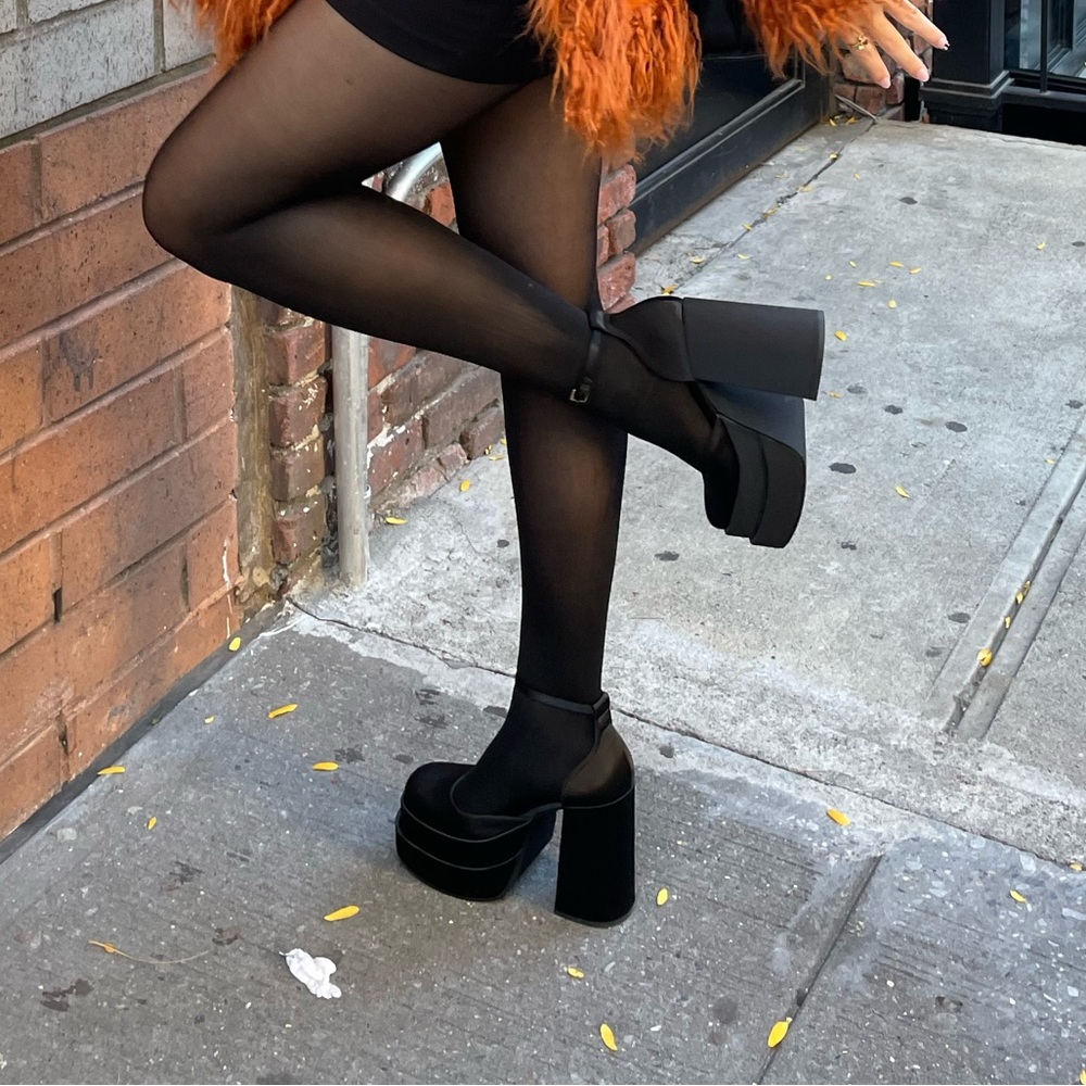 Steve Madden Black Platforms